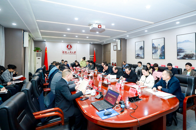 經濟信息咨詢 市場脈搏的精密導航器